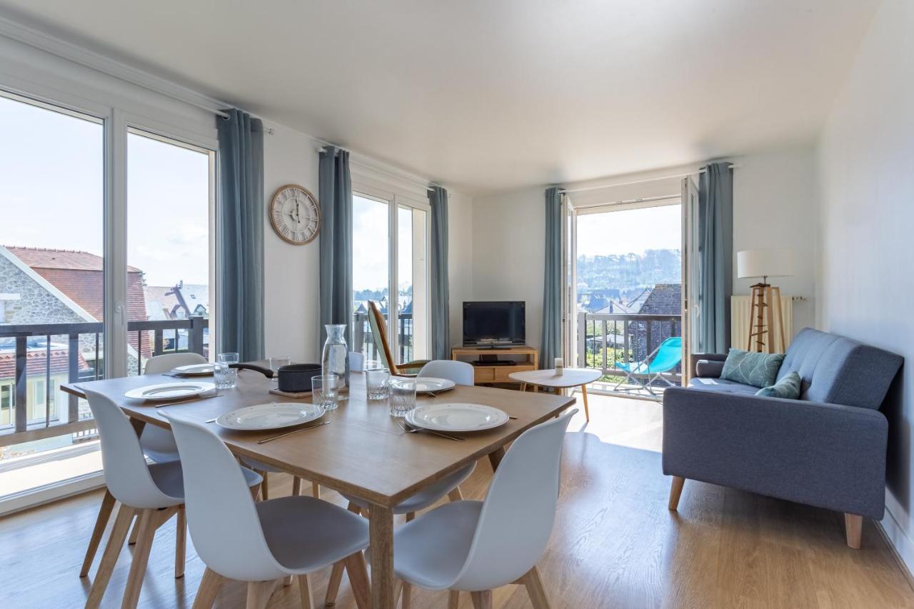 Le Carrousel - Appartement Avec Studio Attenant Deauville Eksteriør billede
